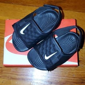 Nike (NWOT)
